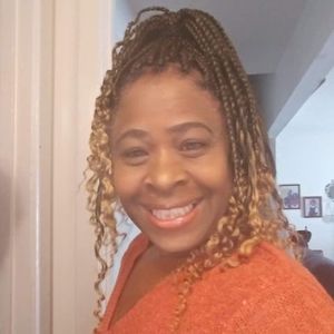 Meet your Posher, Joann